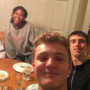 Meet your Posher, Lady